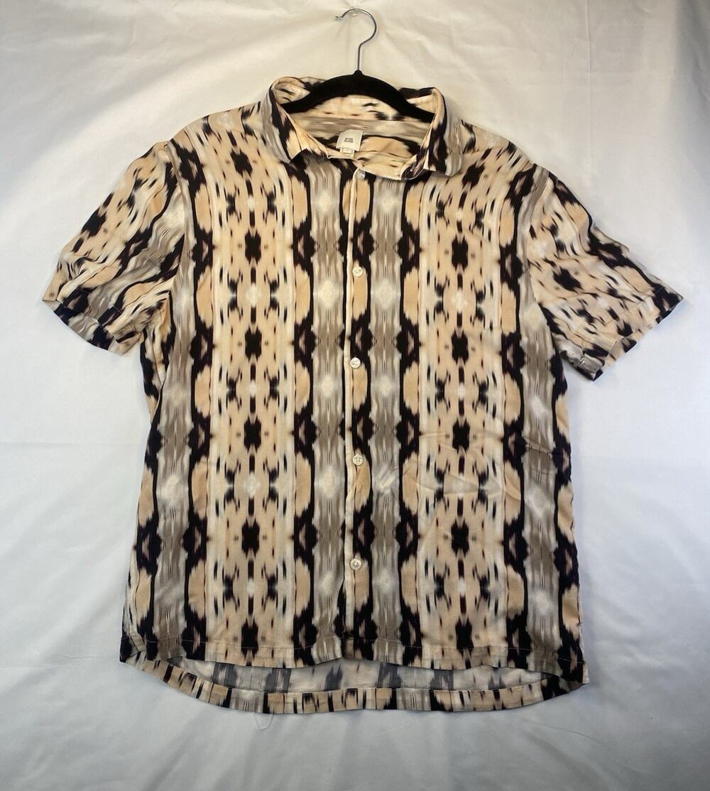 River Island L Woven Beige Black Gray Geometric Short Sleeve Button-Up Shirt